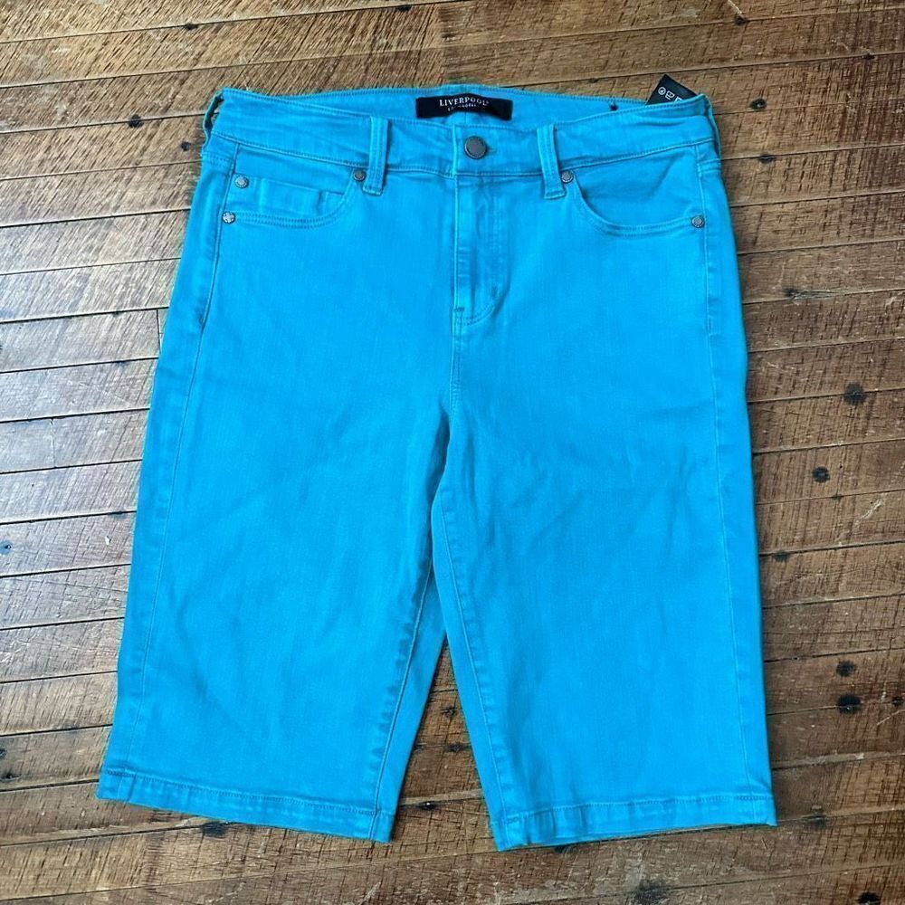 Liverpool green resort wear colorfast 8 stretchy Bermuda shorts